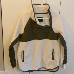 Abercrombie quilted fleece
